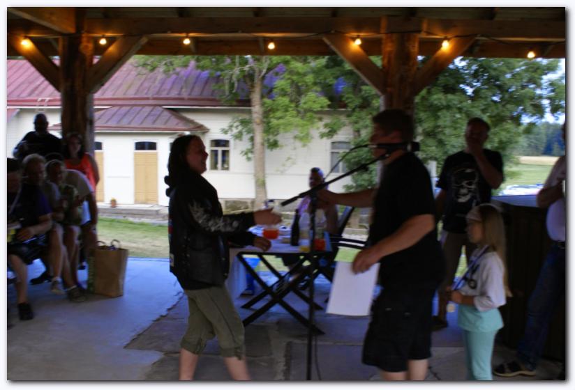 802x537 pixels (60K)